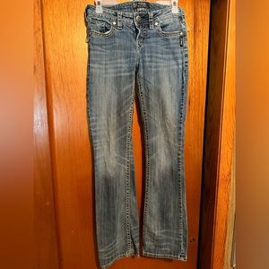 Women’s size w26/L33 Silver Jeans worn 1 time